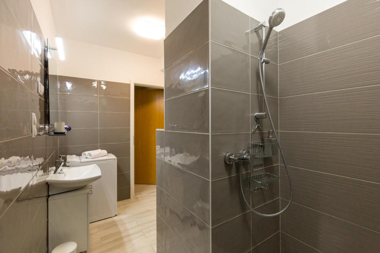 Budapest Downtown Residences - Ac,Elevator,Terrace Luaran gambar